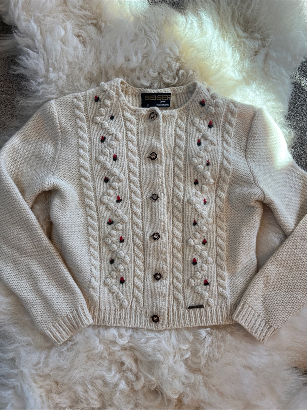 🌹🌹🌹Geiger sz38 Rose Bud Horn Button Cabeled Dots All Wool Ivory Cardigan EUC